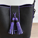 Rindsleder mit Wasserschlange
